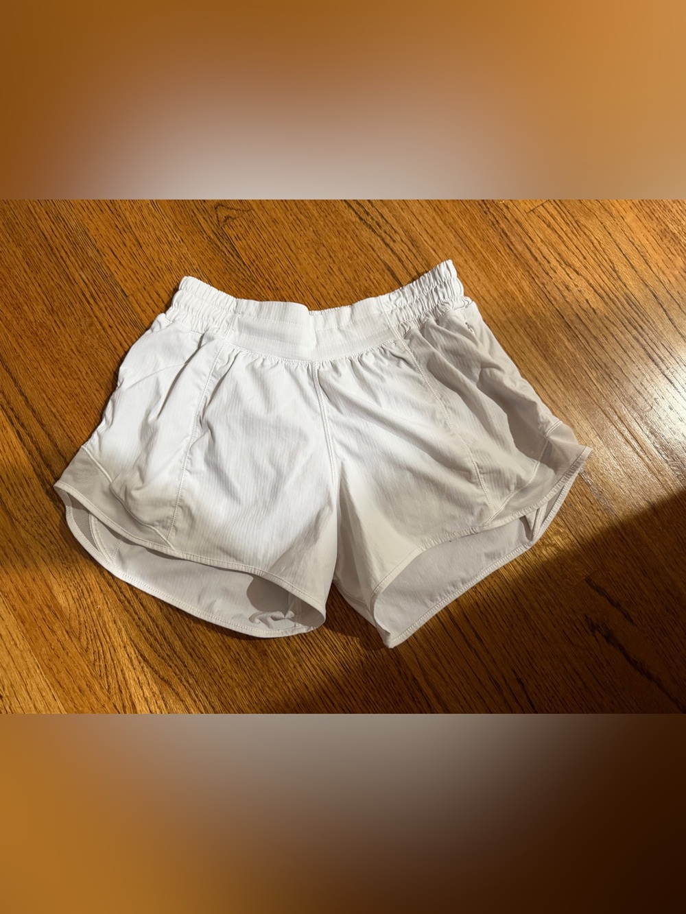 lululemon athletica White Women's Athletic Shorts Sz 4